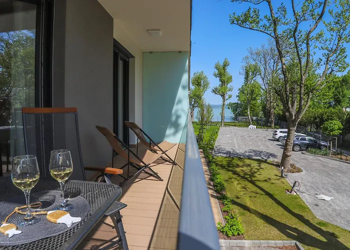 Platan Experience With Lakeview מלון דירות